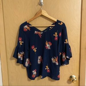 Madewell top. 100% silk. Excellent condition.